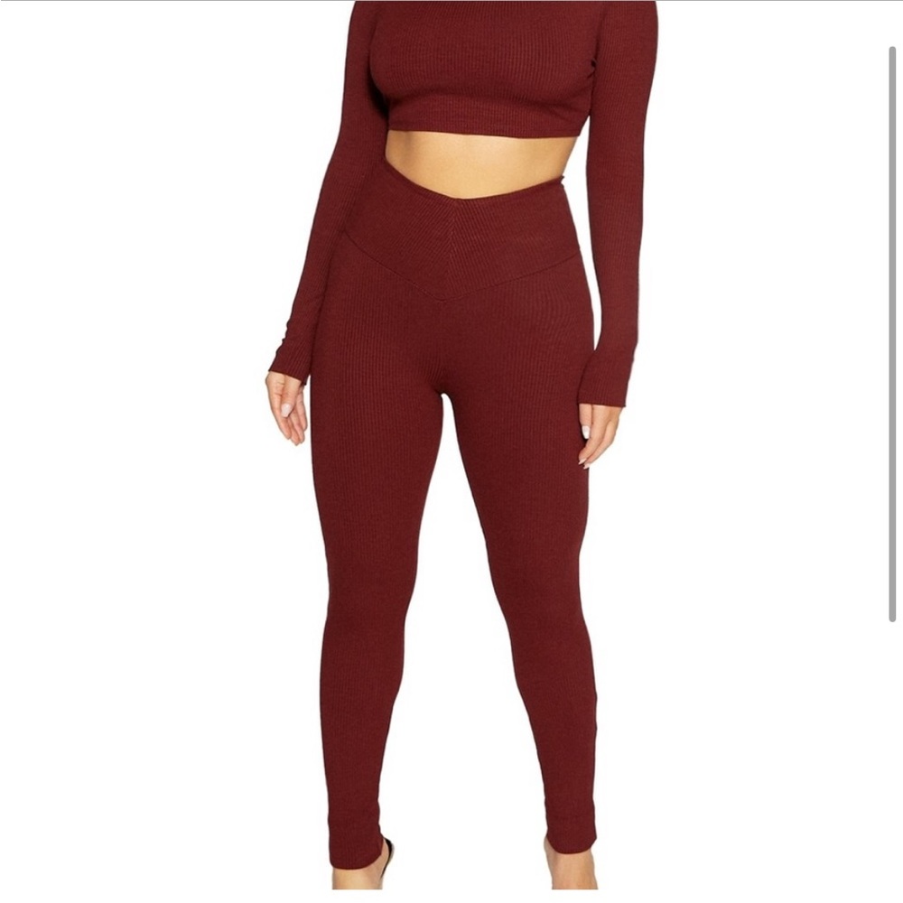 Naked Wardrobe Wine 🍷 snatched down leggings XS